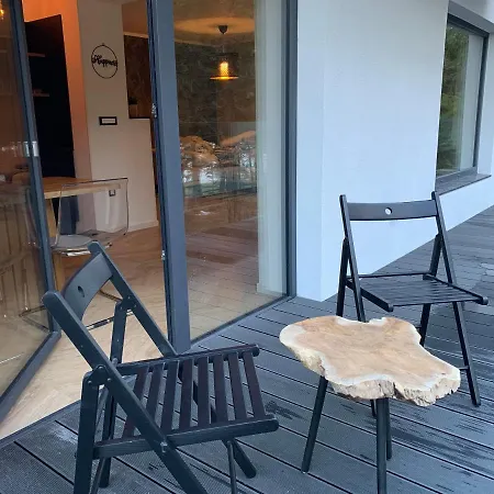 Pine Tree House Apartamento *