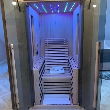 Pine Tree House Apartmán