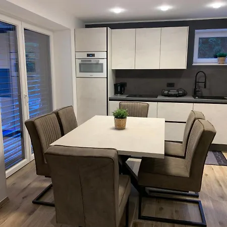 Apartamento Pine Tree House *