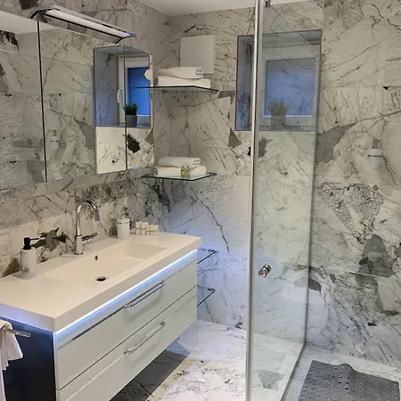 Pine Tree House Apartamento *