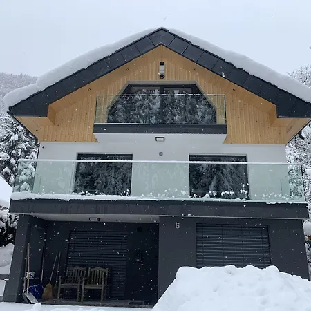 Pine Tree House Apartamento