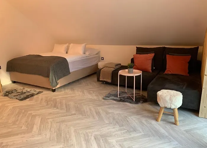 Pine Tree House Gozd Martuljek