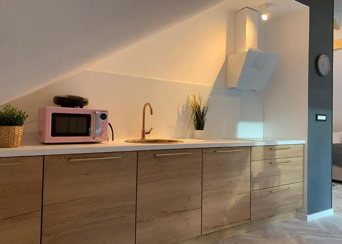 Apartment Pine Tree House