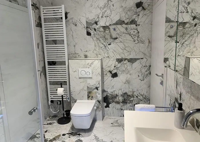 Pine Tree House Apartament Gozd Martuljek