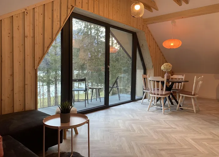 Pine Tree House Apartment *