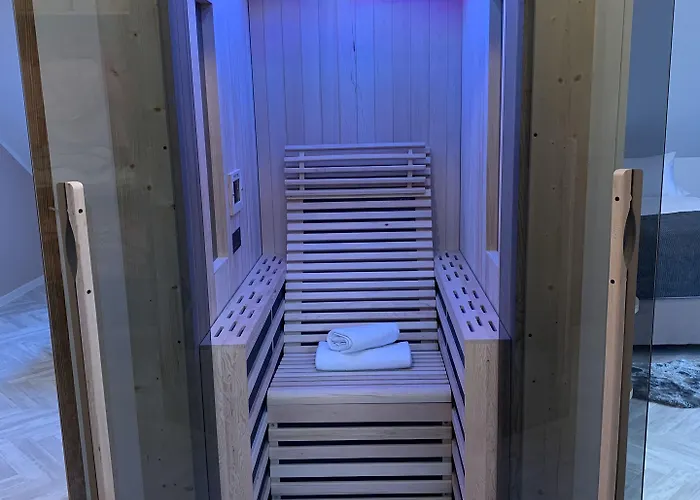 Apartment Pine Tree House